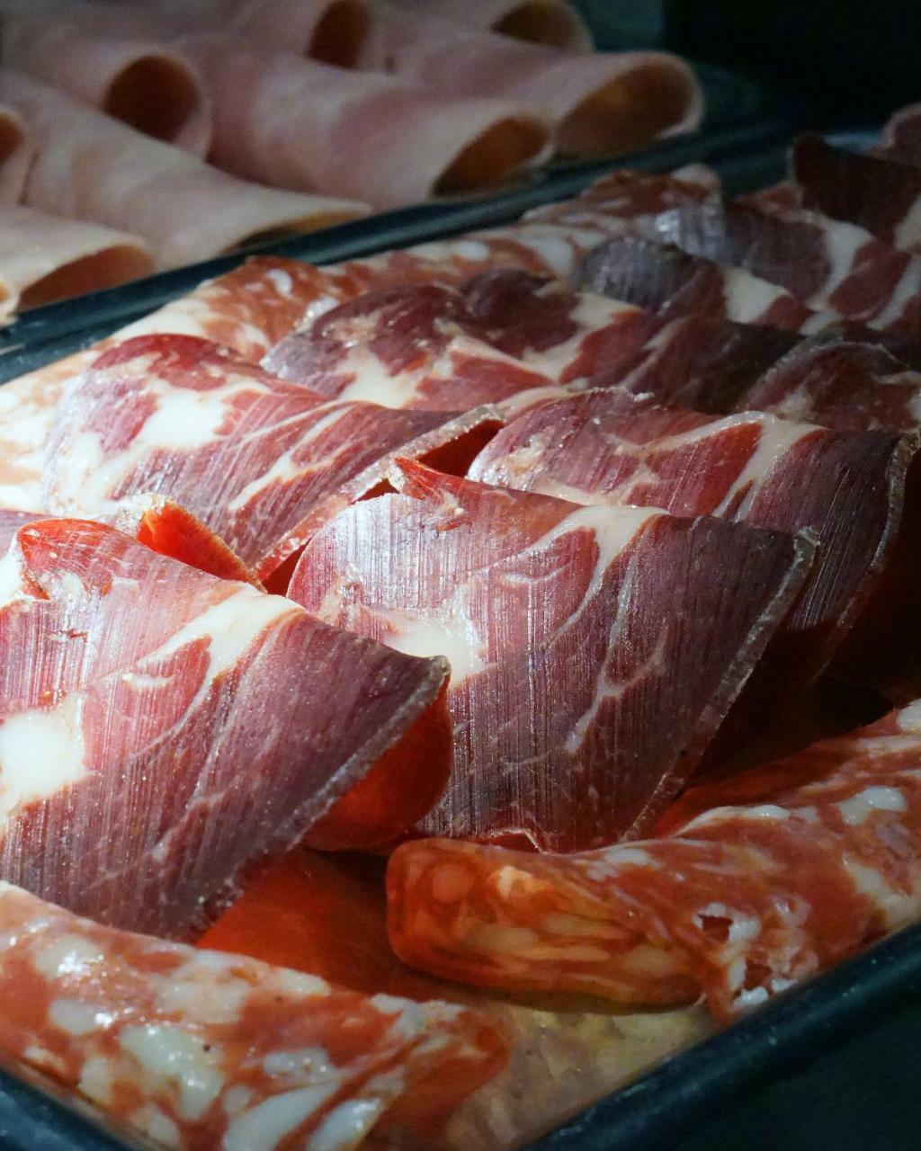 阿丽亚娜酒店 维勒班 外观 照片